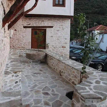 Дом отдыха Annousa's House *